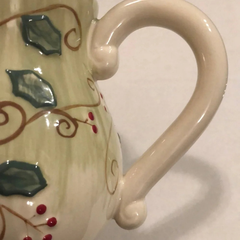 Vintage Pfaltzgraff Pepperberry 4 Mugs